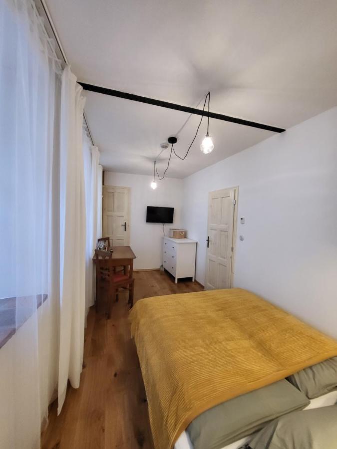 Only Apartments Йндрихув Храдец Екстериор снимка
